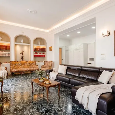 The One - Luxury Seaview With Piano Apartamento *