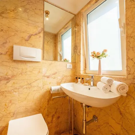 The One - Luxury Seaview With Piano Apartment Bari